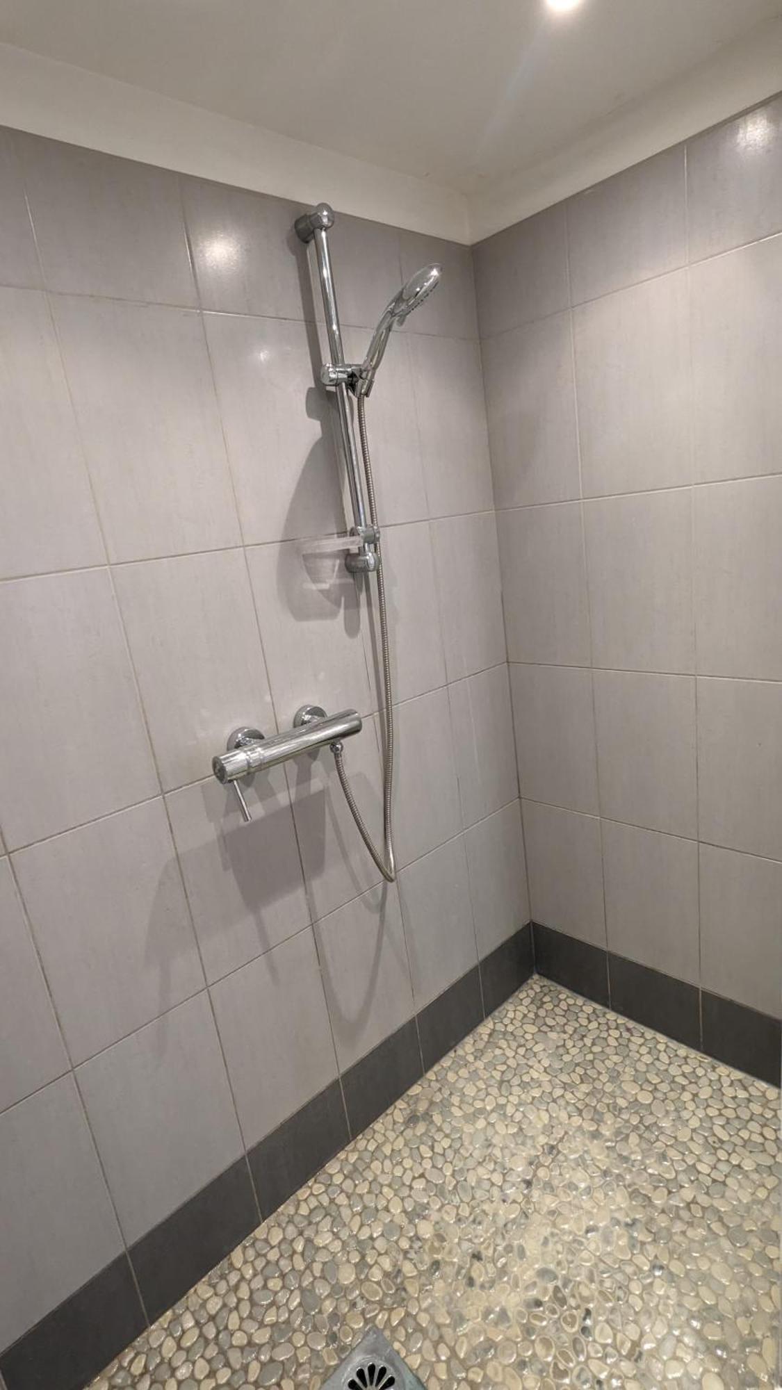 3 Appartements Premium Au Pied De La Cathedrale - Hypercentre Sens Exterior photo
